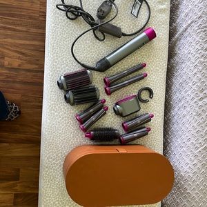 Dyson Air wrap 1st generation (includes two extra skinny long barrels )